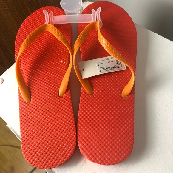 Size 10/11 men’s coral flip flops brand new - Picture 1 of 5